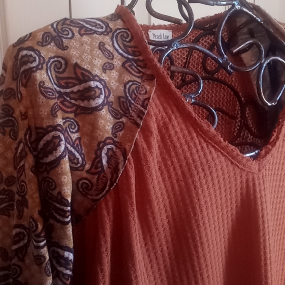 Top - Picture 3 of 7